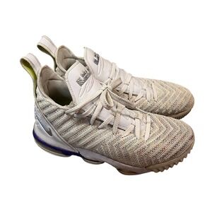 Nike‎ LeBron XVI White Volt Grape Buzz Lightyear Low Basketball youth 6/ WMN 7.5